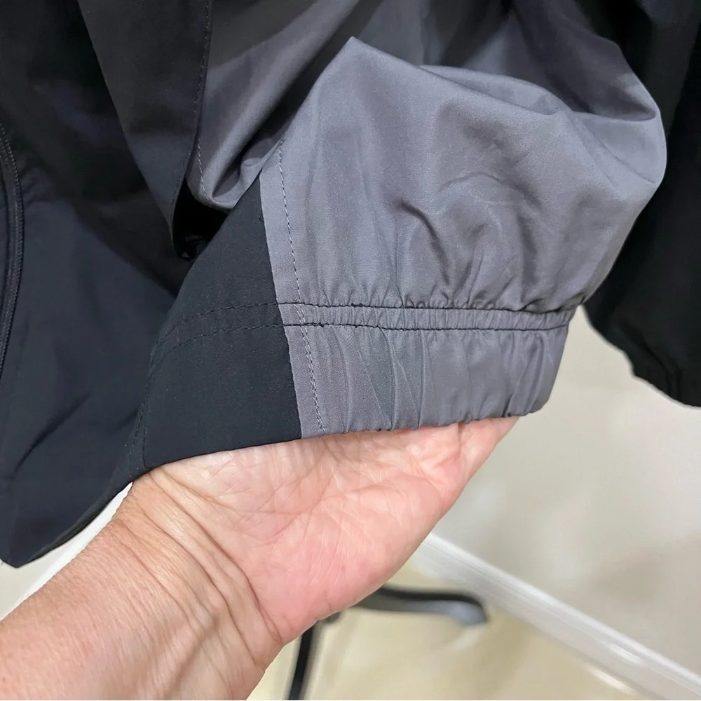 Jerzees windbreaker black